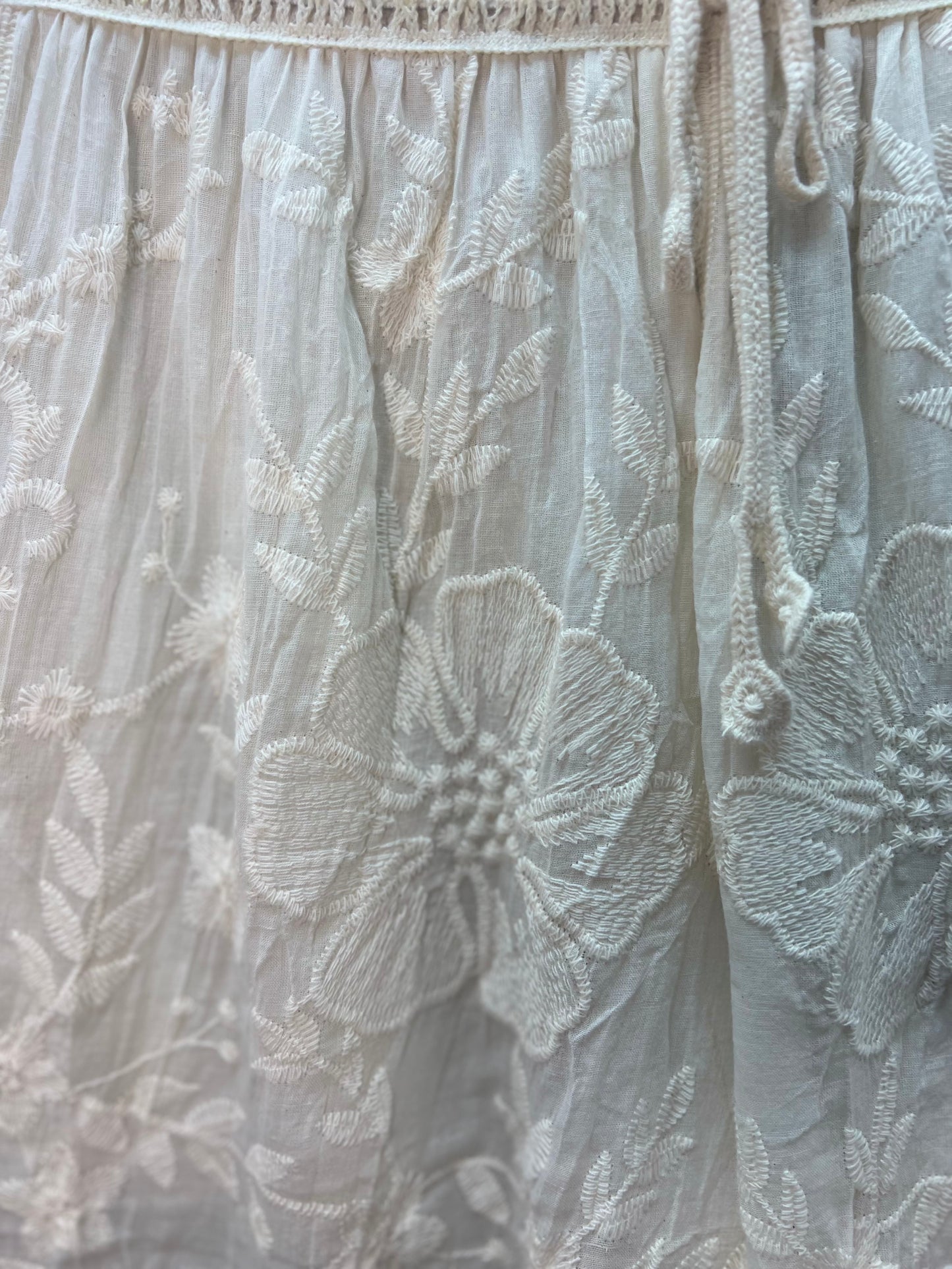 Luna Embroidered Lace Shorts