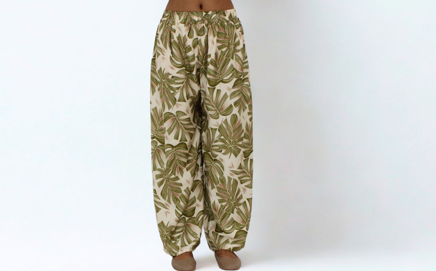 100% Cotton Tropical Leaf Wide-Leg Pants – Green & Beige