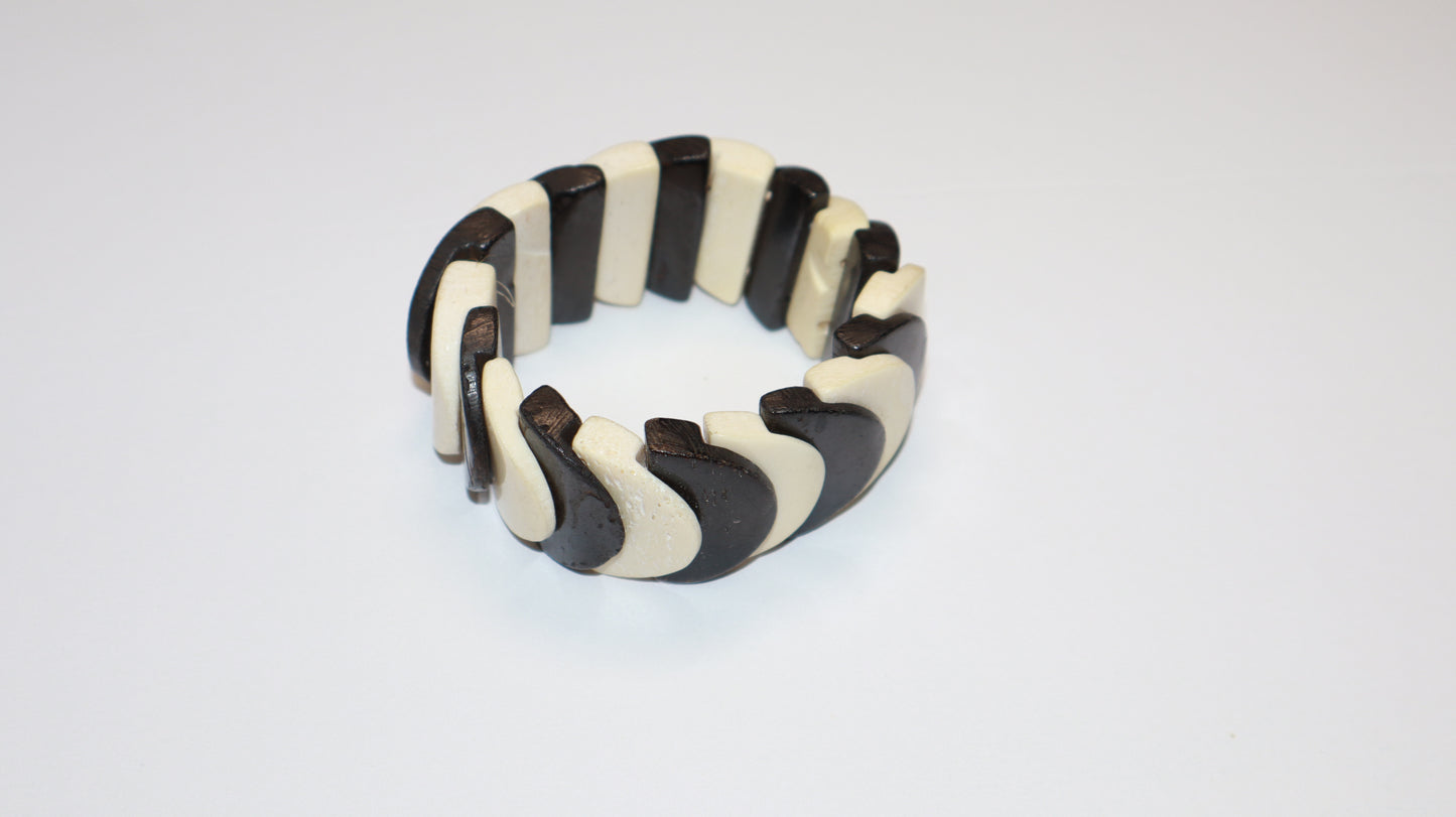 Tide Curve Wood Bracelet