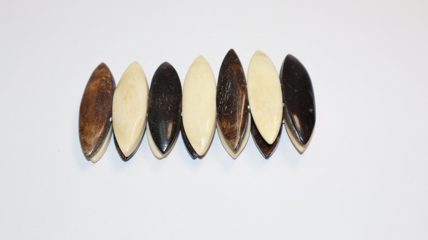 Spear Leaf Wood Bracelet