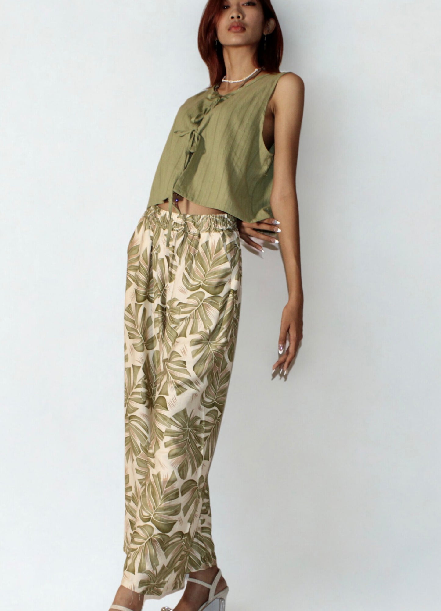 100% Cotton Tropical Leaf Wide-Leg Pants – Green & Beige