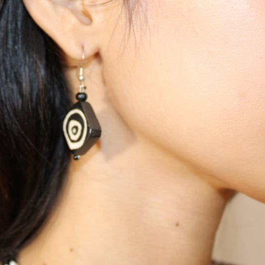 Tribal Circle Drop Earrings – Black & Natural