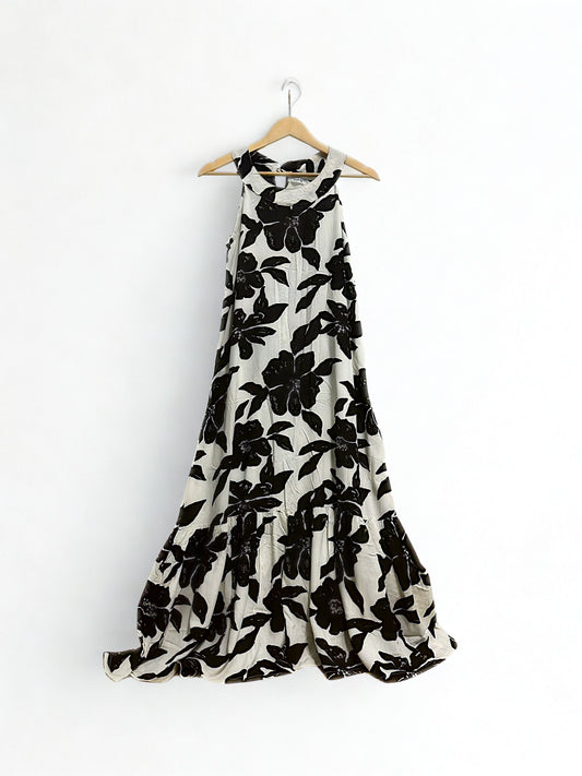Noir Bloom Maxi Dress