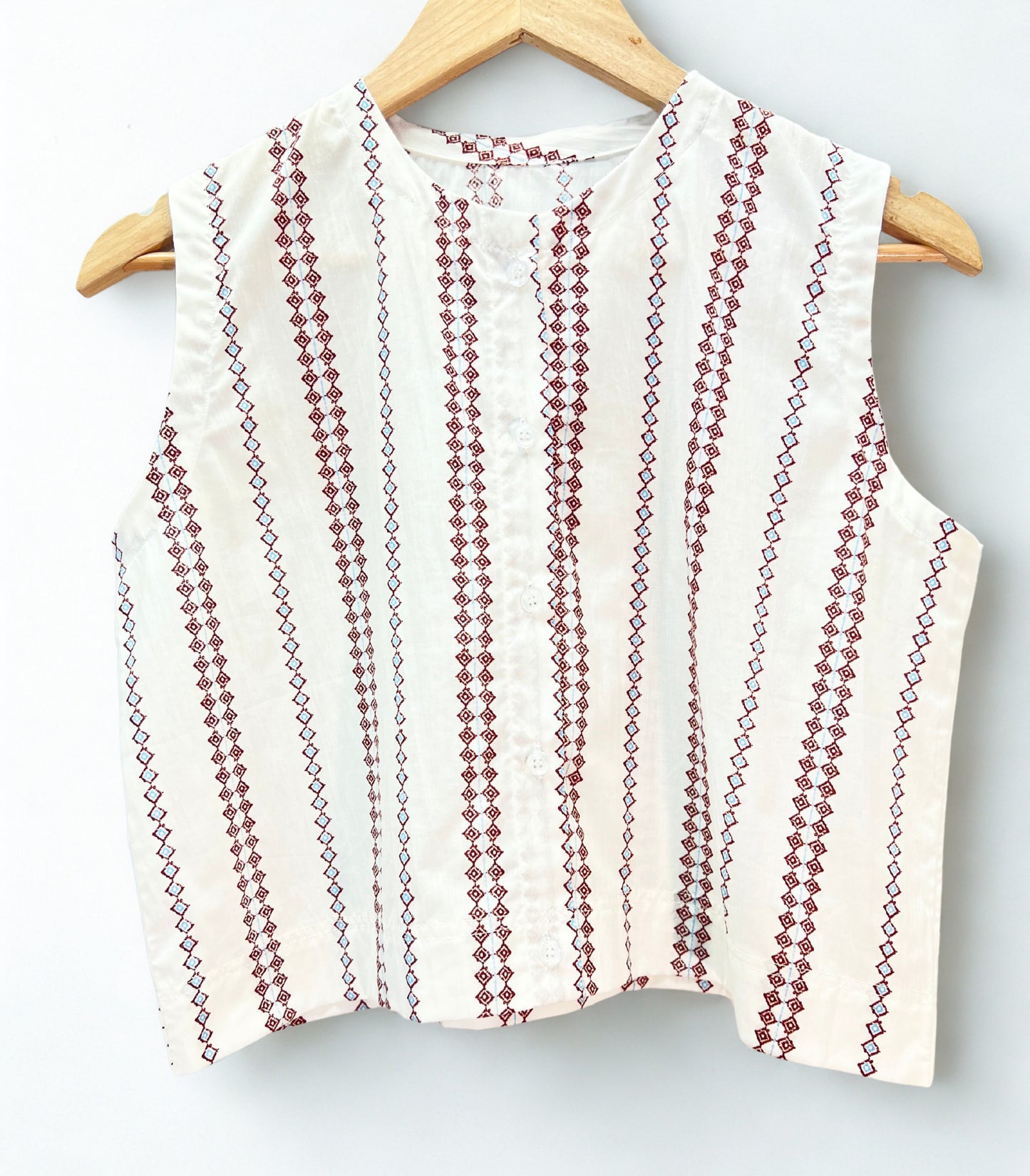 Zarela – Embroidered Cotton Crop Top