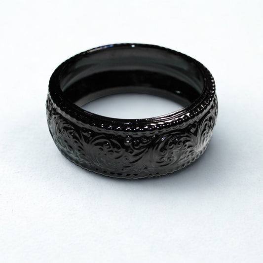 Midnight Carve – Black Lacquerware Bangle