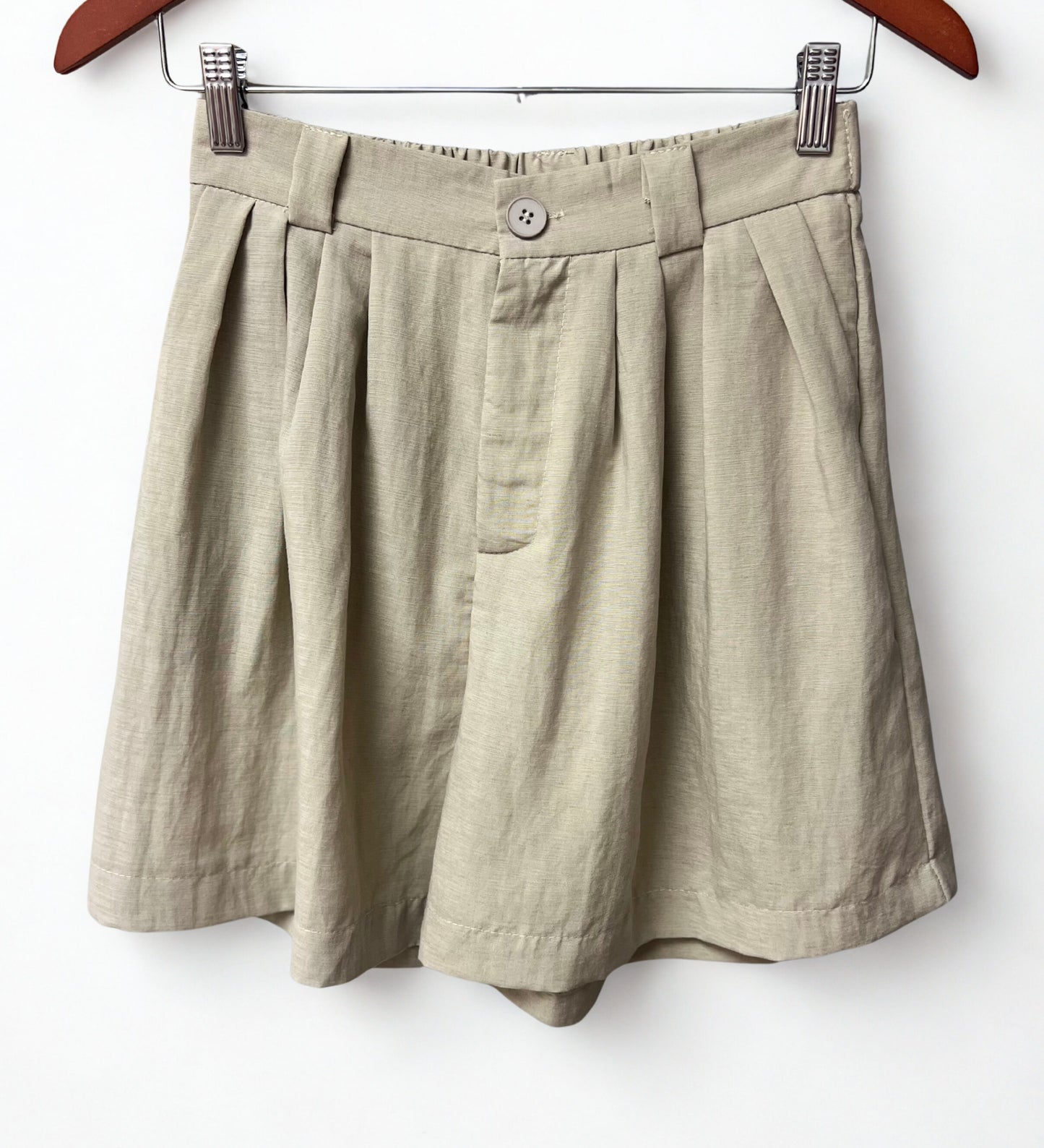 Tailored Breeze Shorts Sand Beige:– Cotton Linen Blend