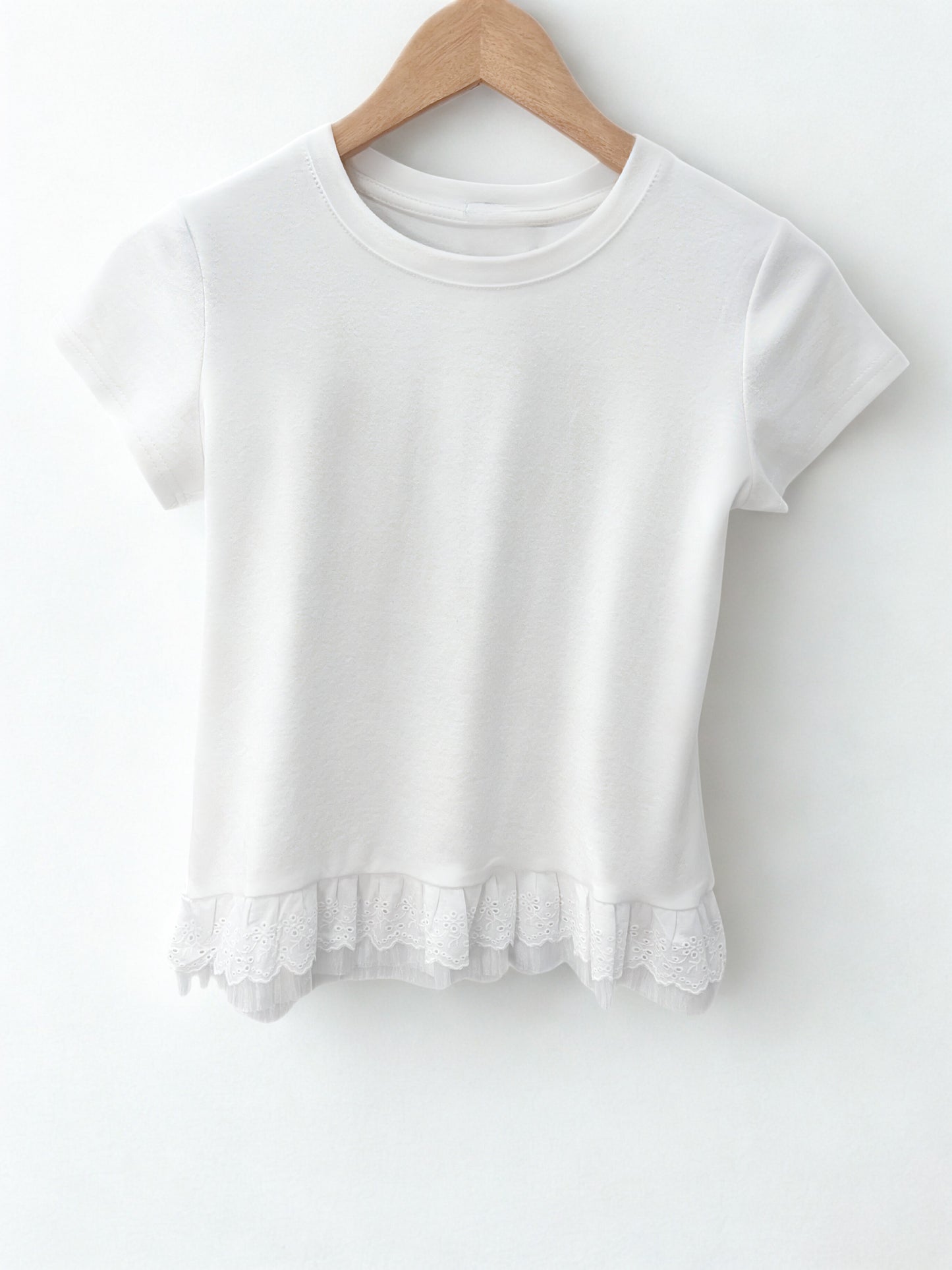 Lyla Cotton Lace Hem Tee