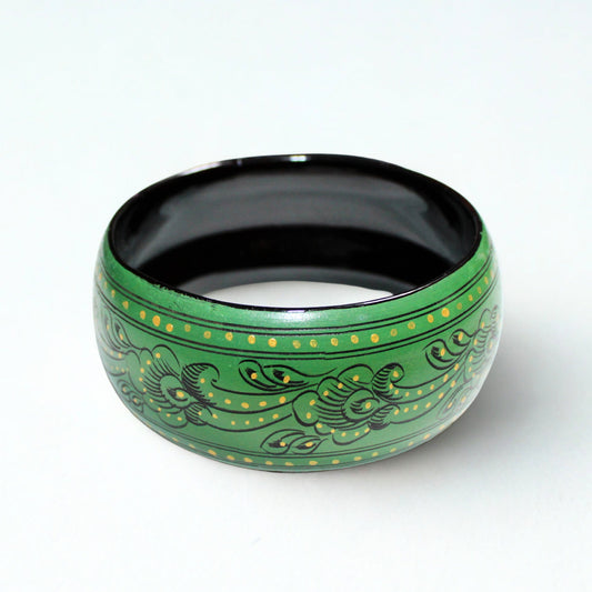 Verdant Grace – Lacquerware Bangle