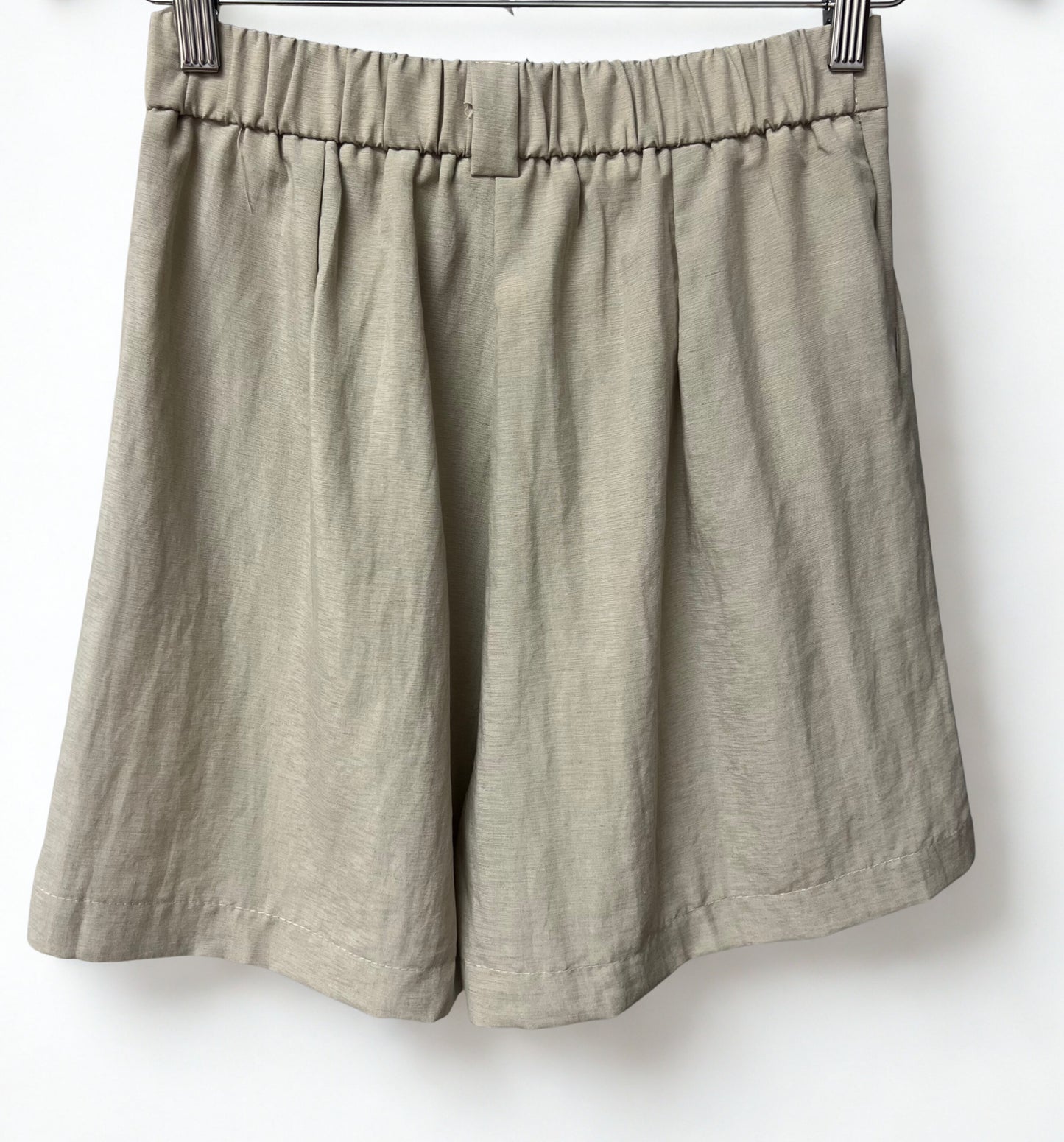 Tailored Breeze Shorts Sand Beige:– Cotton Linen Blend