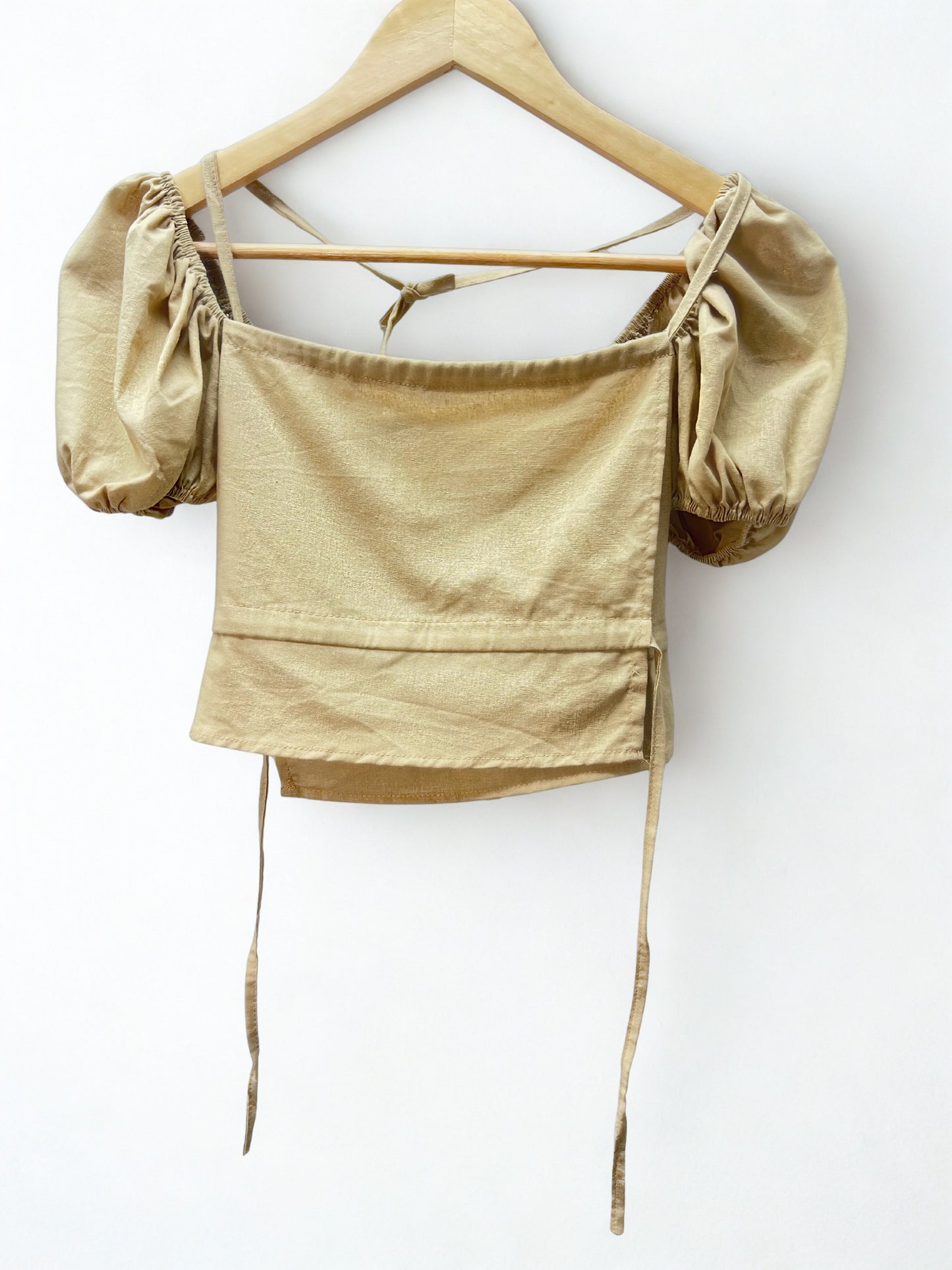 Naya Reversible Puff Crop