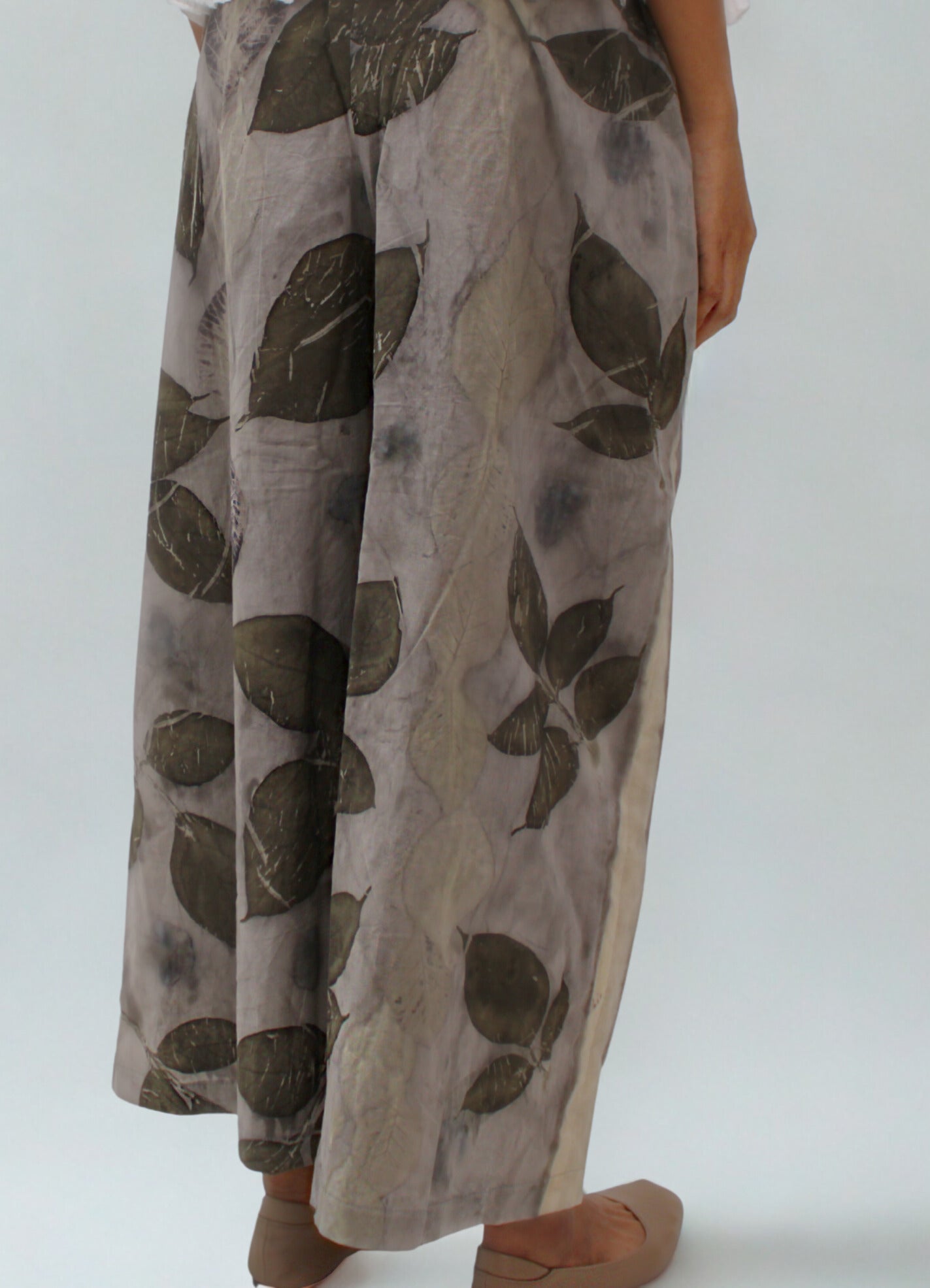 Eco-Printed Wide-Leg Pants – Olive Leaf on Gray